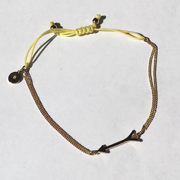 Stella & Dot Jewelry - Stella and Dot Gold gold arrow bracelet